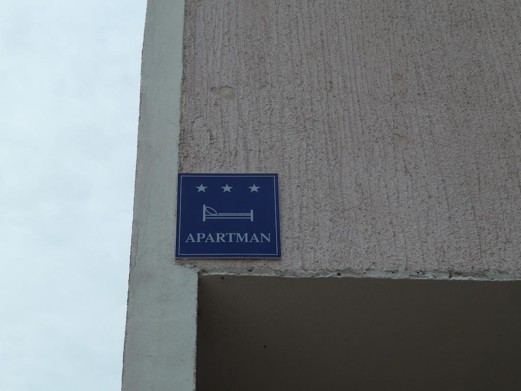 Apartments Vilanija Exterior photo